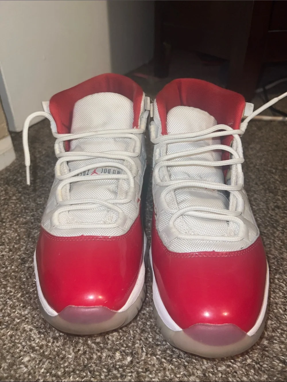 Jordan 11 cherry